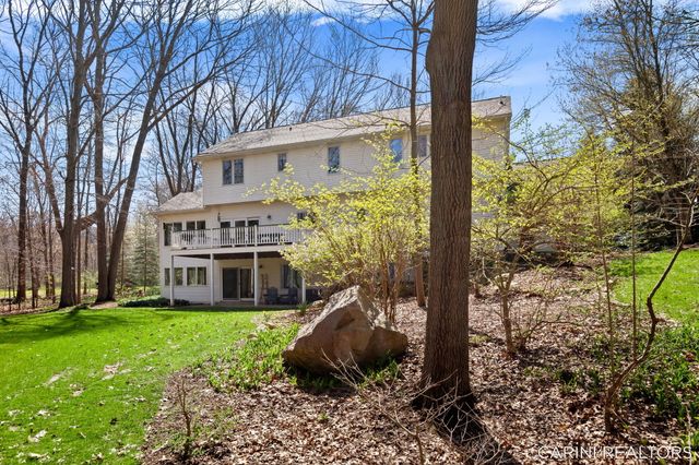 7887 Burrstone Court Se, Caledonia Twp, MI 49316