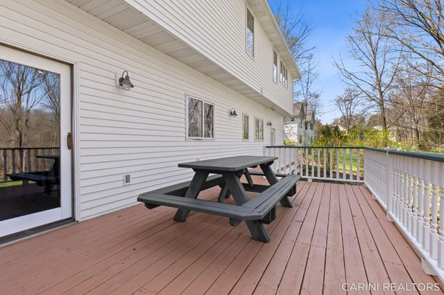 7887 Burrstone Court Se, Caledonia Twp, MI 49316