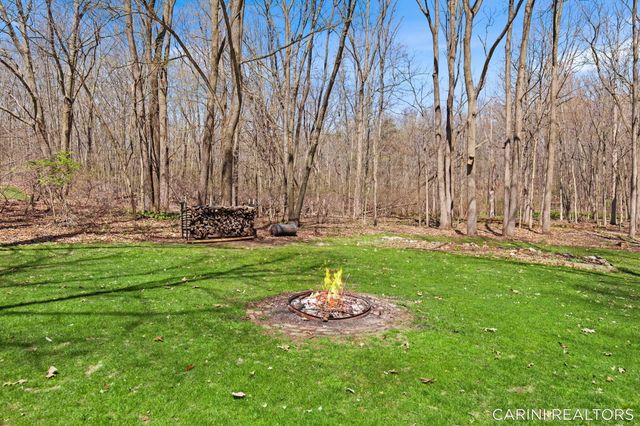 7887 Burrstone Court Se, Caledonia Twp, MI 49316