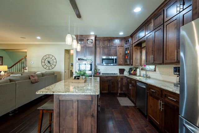 100 Mark Lane, Searcy, AR 72143