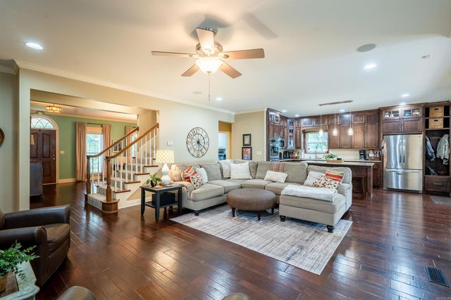 100 Mark Lane, Searcy, AR 72143