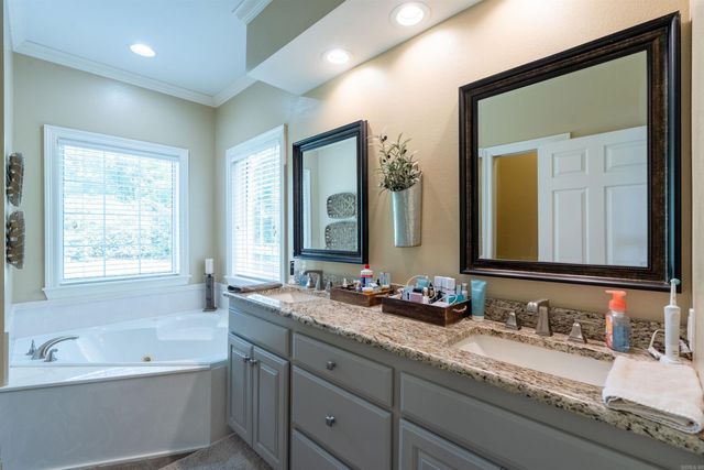 100 Mark Lane, Searcy, AR 72143