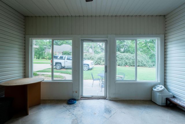 100 Mark Lane, Searcy, AR 72143