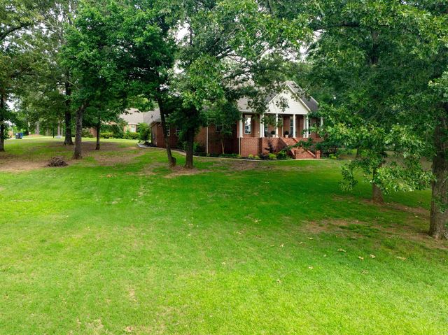 100 Mark Lane, Searcy, AR 72143