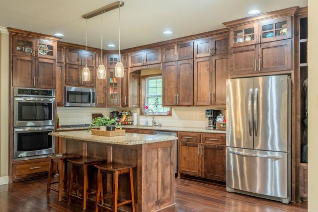 100 Mark Lane, Searcy, AR 72143