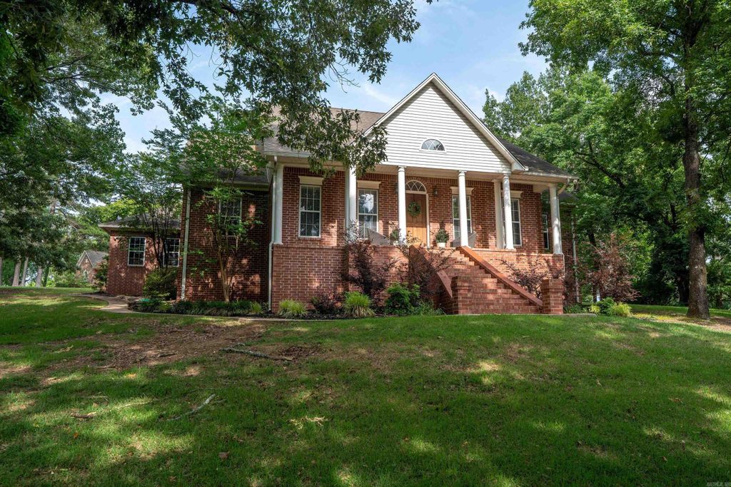 100 Mark Lane, Searcy, AR 72143