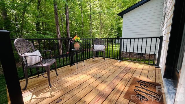 10405 Briarhurst Place 18, Mint Hill, NC 28227
