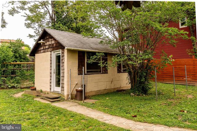 1823 MAYFIELD AVE, Halethorpe, MD 21227