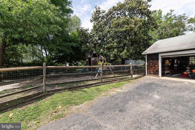 1823 MAYFIELD AVE, Halethorpe, MD 21227