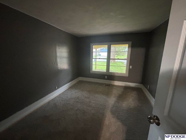 5220 Mary Street, Omaha, NE 68152