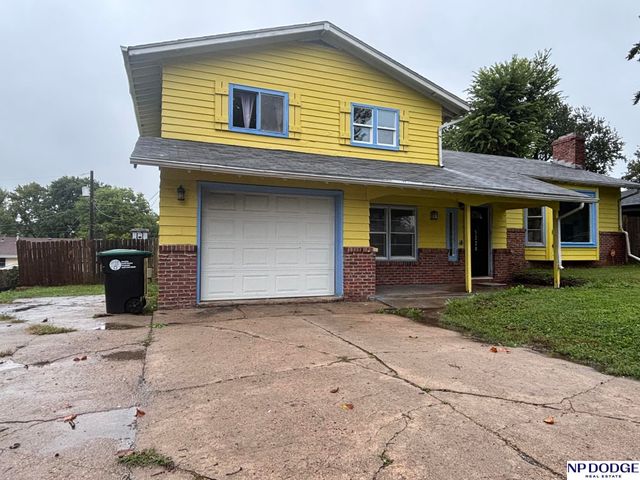 5220 Mary Street, Omaha, NE 68152