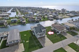 3814 Brewster Key, Galveston, TX 77554