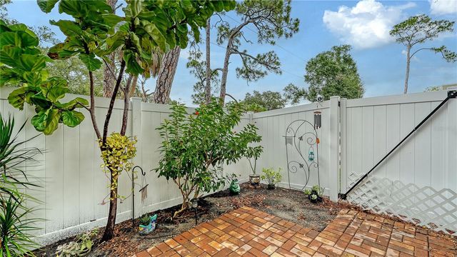 4906 25TH STREET W 107, Bradenton, FL 34207
