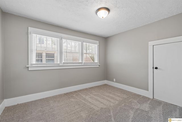 823 N H Street, Fremont, NE 68025