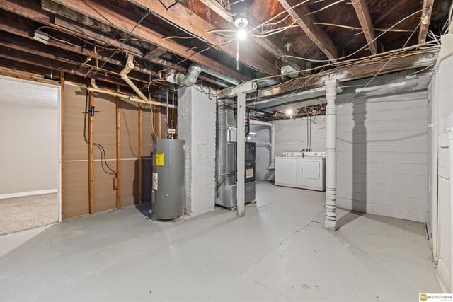 823 N H Street, Fremont, NE 68025