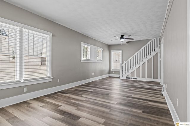 823 N H Street, Fremont, NE 68025