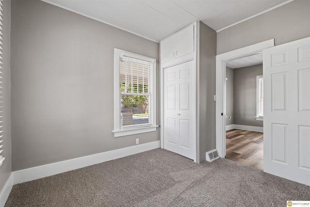 823 N H Street, Fremont, NE 68025