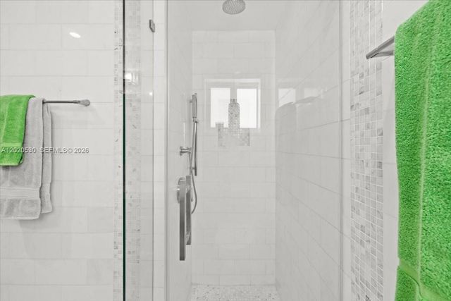 11600 SW 1st St, Plantation, FL 33325