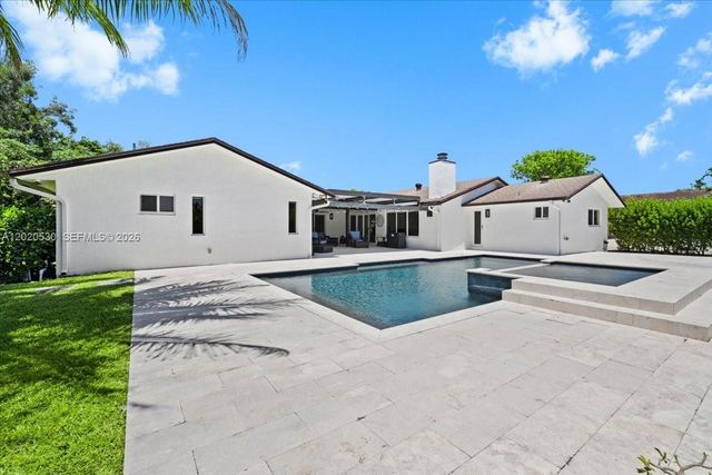 11600 SW 1st St, Plantation, FL 33325