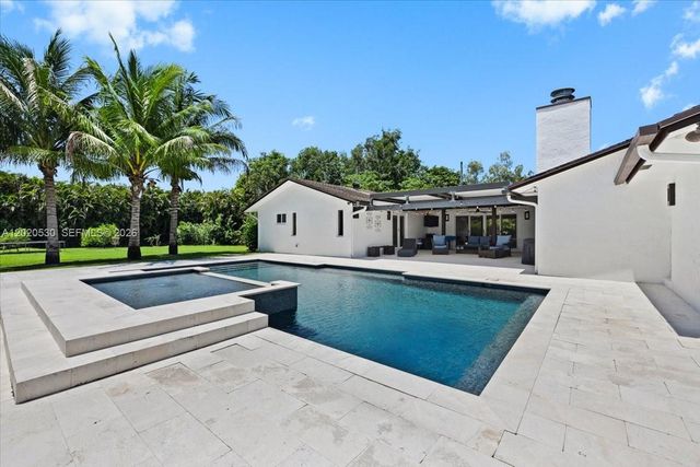 11600 SW 1st St, Plantation, FL 33325