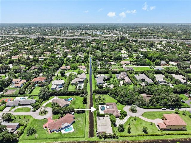 11600 SW 1st St, Plantation, FL 33325
