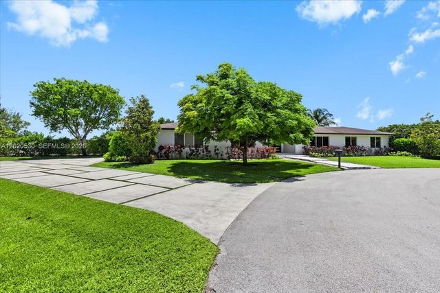 11600 SW 1st St, Plantation, FL 33325