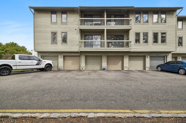 47 Sam Bonnell Dr, Union Twp., NJ 08809