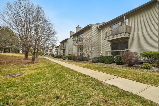 47 Sam Bonnell Dr, Union Twp., NJ 08809