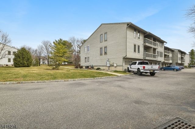 47 Sam Bonnell Dr, Union Twp., NJ 08809