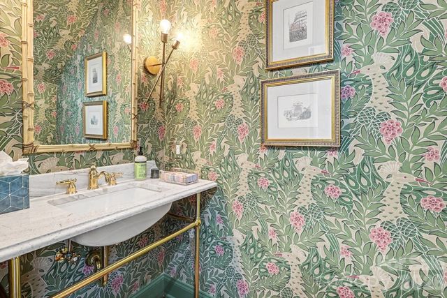 231 Post Oak Road, Charlotte, NC 28270