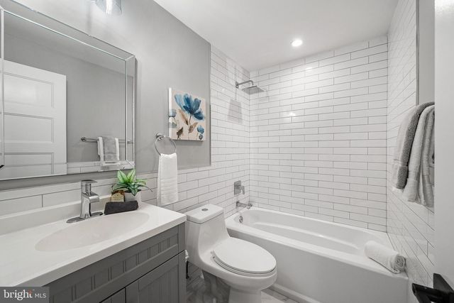3627 NEW HAMPSHIRE AVE NW, Washington, DC 20010