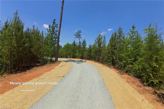 15 Roby Fulk Road, Pinnacle, NC 27043