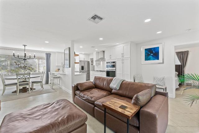 429 Inlet Road, North Palm Beach, FL 33408