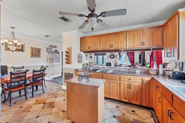 550 County Road 471, Thrall, TX 76578