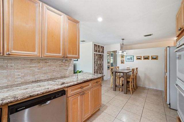 2417 NW 7th Avenue, Wilton Manors, FL 33311