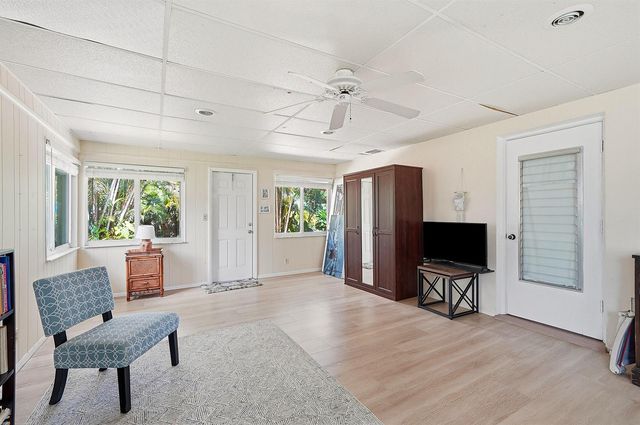 2417 NW 7th Avenue, Wilton Manors, FL 33311
