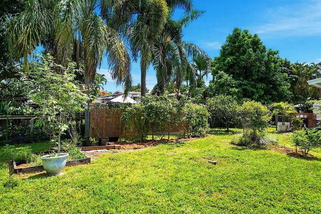 2417 NW 7th Avenue, Wilton Manors, FL 33311