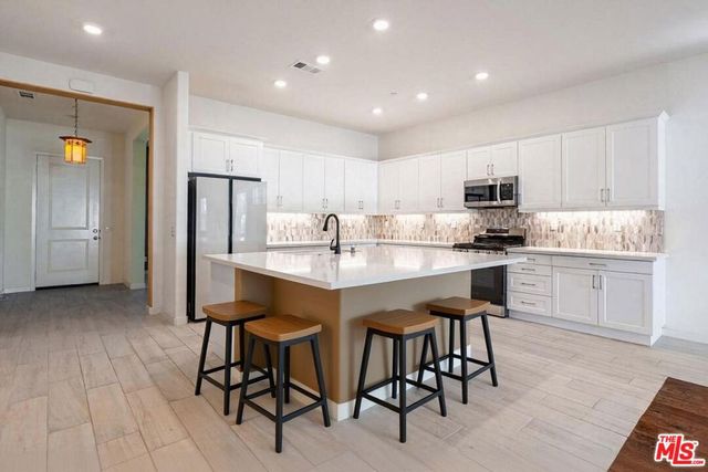 3402 Via Leonardo, Palm Desert, CA 92260