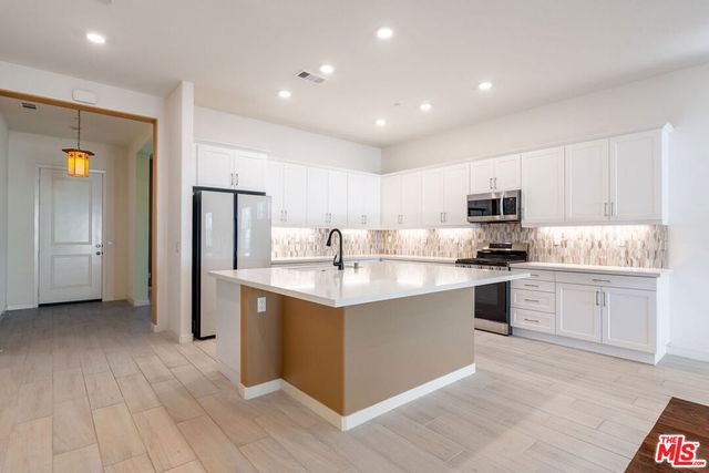 3402 Via Leonardo, Palm Desert, CA 92260