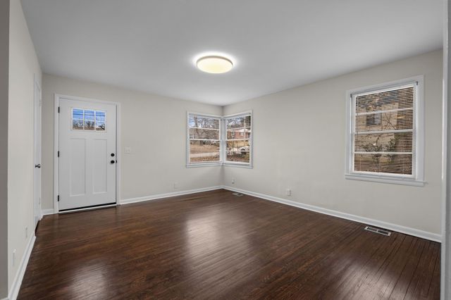 1903 Louanne Dr, Nashville, TN 37217