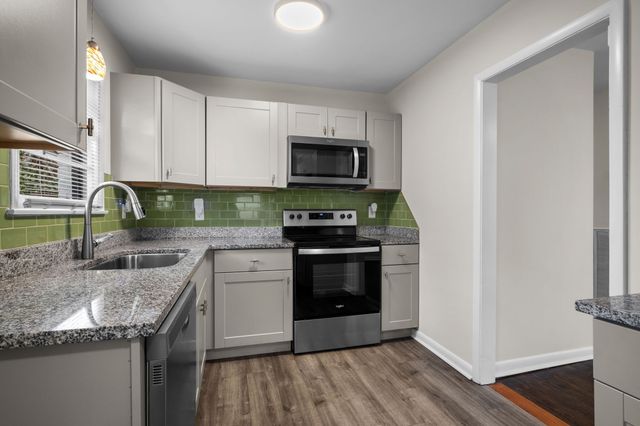 1903 Louanne Dr, Nashville, TN 37217