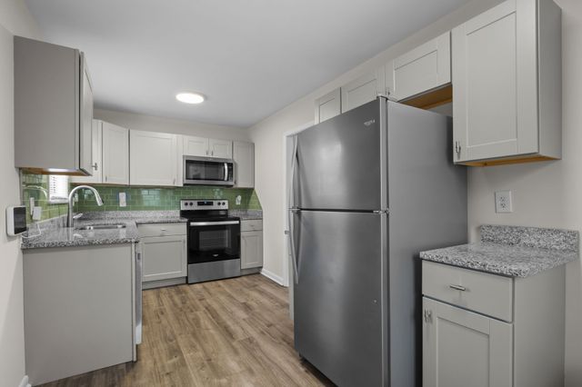 1903 Louanne Dr, Nashville, TN 37217