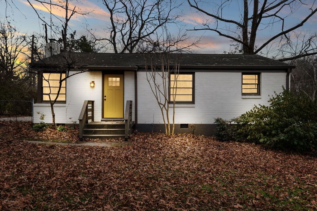 1903 Louanne Dr, Nashville, TN 37217