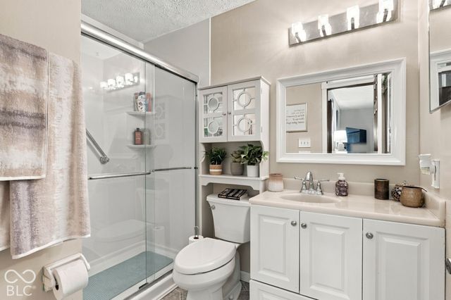 6058 Apache Drive, Indianapolis, IN 46254