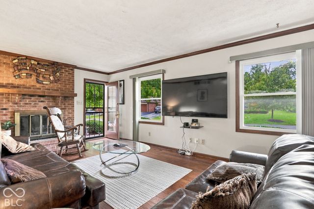 6058 Apache Drive, Indianapolis, IN 46254
