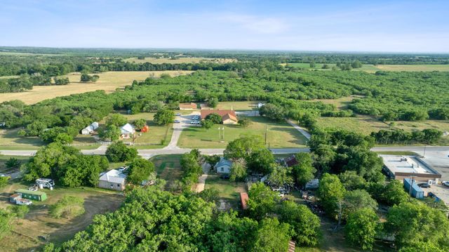 6071 Fm 713, Dale, TX 78616