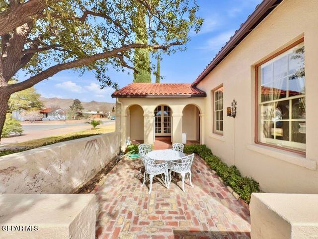 520 BLACKER Avenue, El Paso, TX 79902