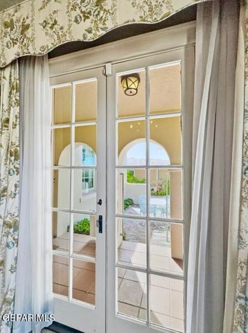 520 BLACKER Avenue, El Paso, TX 79902