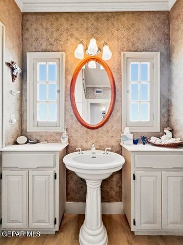 520 BLACKER Avenue, El Paso, TX 79902