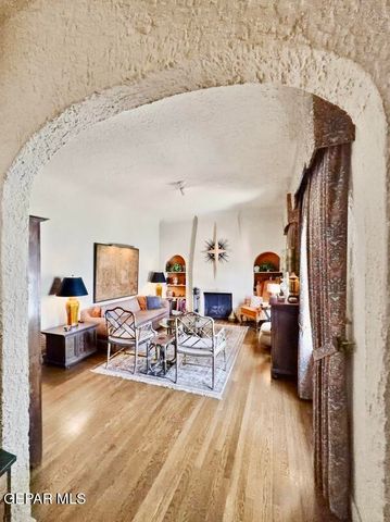 520 BLACKER Avenue, El Paso, TX 79902